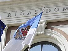 Нил Ушаков официально покинул пост мэра Риги