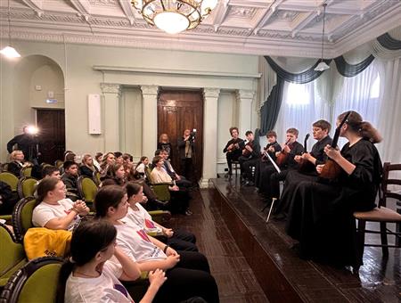 Творческие диалоги Самары и Снежного: юные таланты из ДНР приехали для обмена опытом