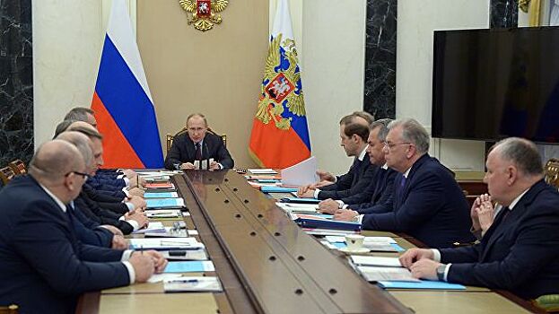 Песков: президентская комиссия по ВТС может собраться до конца апреля