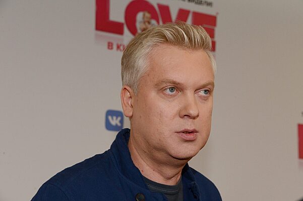 Сергей светлаков биография и личная жизнь Ответы : это его жена