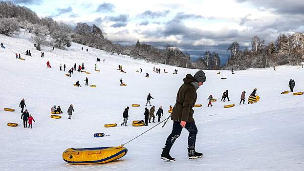 Сын и дочь экс-солистки «Воровайки» погибли, катаясь на санках
