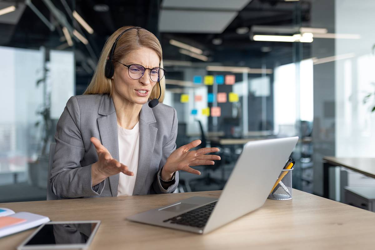 Россиянам дали условие увольнения за критику начальства