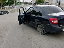 В Волгоградской области в ДТП с легковушкой пострадал водитель скутера