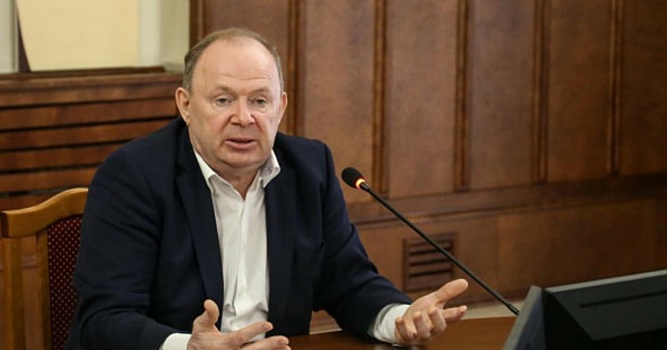 В Новосибирске бывшего сенатора Лаптева оставили в СИЗО по делу о взятке