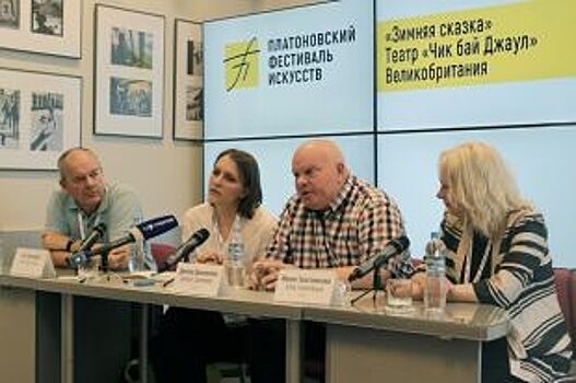 Режиссер Деклан Доннелан: «Театр поможет нам вернуть здравый рассудок»