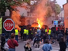 Эксперт: Макрон подготовился к росту протестов во Франции