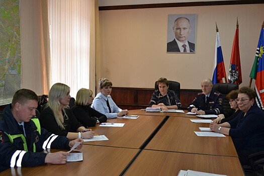 Сотрудники ГИБДД ЗАО приняли участие в заседании комиссии по делам несовершеннолетних