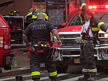 Многоэтажное здание рухнуло в Нью-Йорке