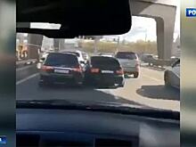 Очередные автохамы в столице: "Приора" против "Роллс-Ройса"