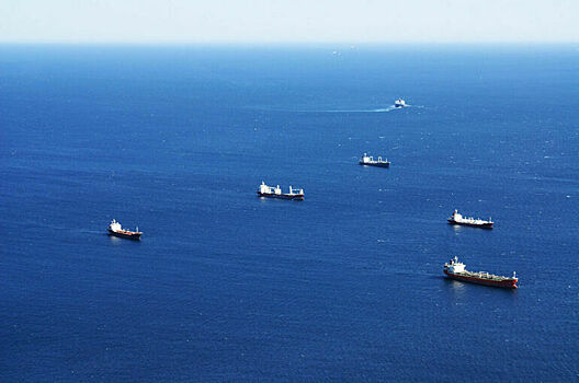 Политолог заявил о подрыве принципов морского права действиями стран ЕС