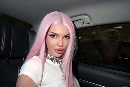 Самойлова намерена стать певицей: «Все разводятся и поют»