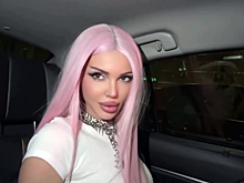 Самойлова намерена стать певицей: «Все разводятся и поют»