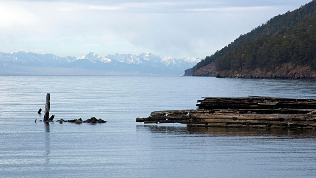 На Байкале для развития круизного туризма спустили на воду два катамарана