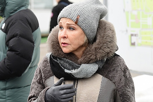 Актриса Елена Борзова посвятила спектакль памяти поэта Николая Зиновьева