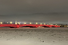В Петербурге Троицкий мост подсветят красным в честь Китайского нового года