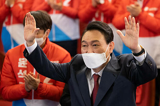 Юн Сок Ёль принес присягу и вступил в должность президента Кореи