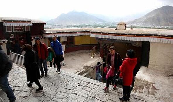 Туризм обеспечил Тибету рекордный рост ВВП