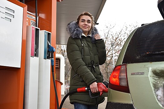 Рост цен на бензин в столице объяснили в Российском топливном союзе