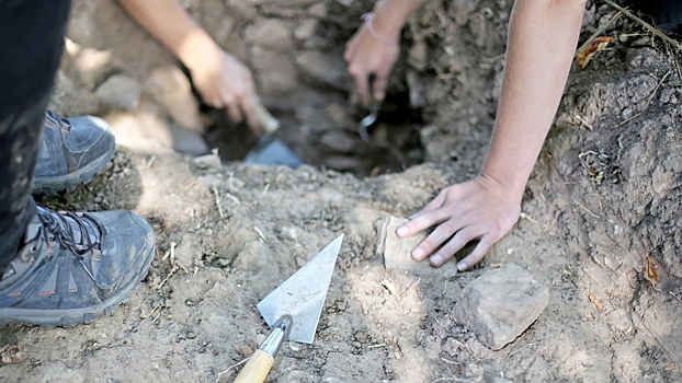 В Крыму завели дело по факту незаконных раскопок на территории объекта культурного наследия
