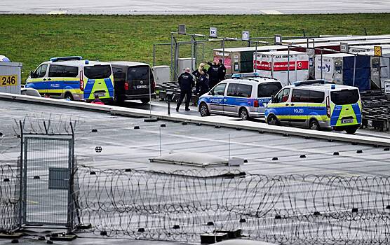 В аэропорту Гамбурга произошла массовая отмена рейсов из-за вооруженного мужчины
