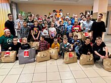 «Чемпионат» подарил новогодние подарки детям