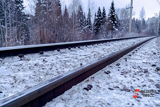 На железнодорожных путях в Свердловской области произошел взрыв: подробности к этому часу
