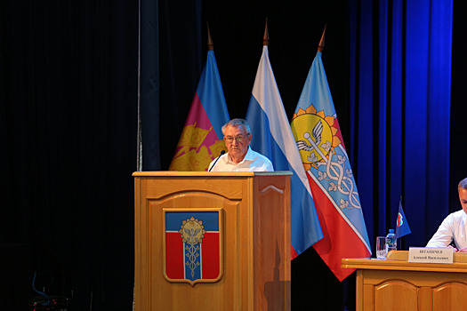 Сенатор Владимир Бекетов встретился с активом города Армавира