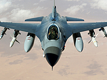 Сенаторы США потребовали от Пентагона отправки F-16 на Украину