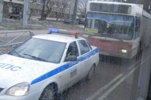 В Казани у Московского рынка произошло ДТП из семи автомобилей
