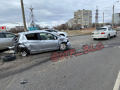 В  Благовещенске в жёсткой аварии на калининском кольце пострадал полугодовалый ребёнок