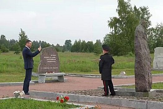 Дмитрий Демешин показал кадры прогулки со своим сыном