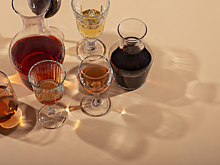 Новые жертвы метанола: в жилом доме Петербурга скончались муж и жена