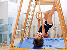 Физкультура для ребенка: 6 простых упражнений, которые можно делать дома