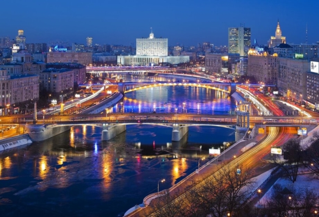 В москве есть такой. Обзорная экскурсия по москве. В москве есть такой. Садовое кольцо москва. Кутузовский проспект сверху.