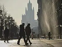 Радужные облака окрасили небо над Москвой