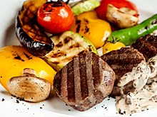 Названы продукты, провоцирующие рак желудка