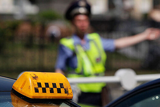 В центре Москвы таксист избил пассажирку и похитил ее деньги
