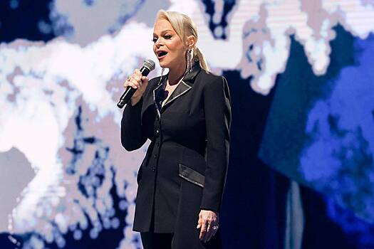 За сутки до концерта Долиной в Москве продали чуть больше половины билетов