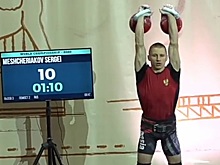 Курянин установил новый мировой рекорд в гиревом спорте