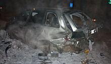 В Кирове водитель «БМВ» врезался в два автомобиля: травмирован пассажир – подросток