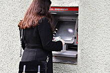 В Госдуме рассмотрят предложение об ограничении внесения наличных через банкоматы