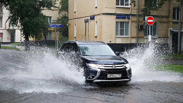 Москвичей предупредили о возможных заторах в центре, на ТТК и МКАД из-за непогоды