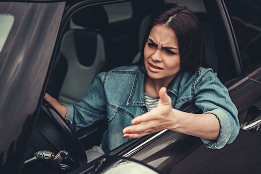 Психолог рассказал, как реагировать на хамство без скандала