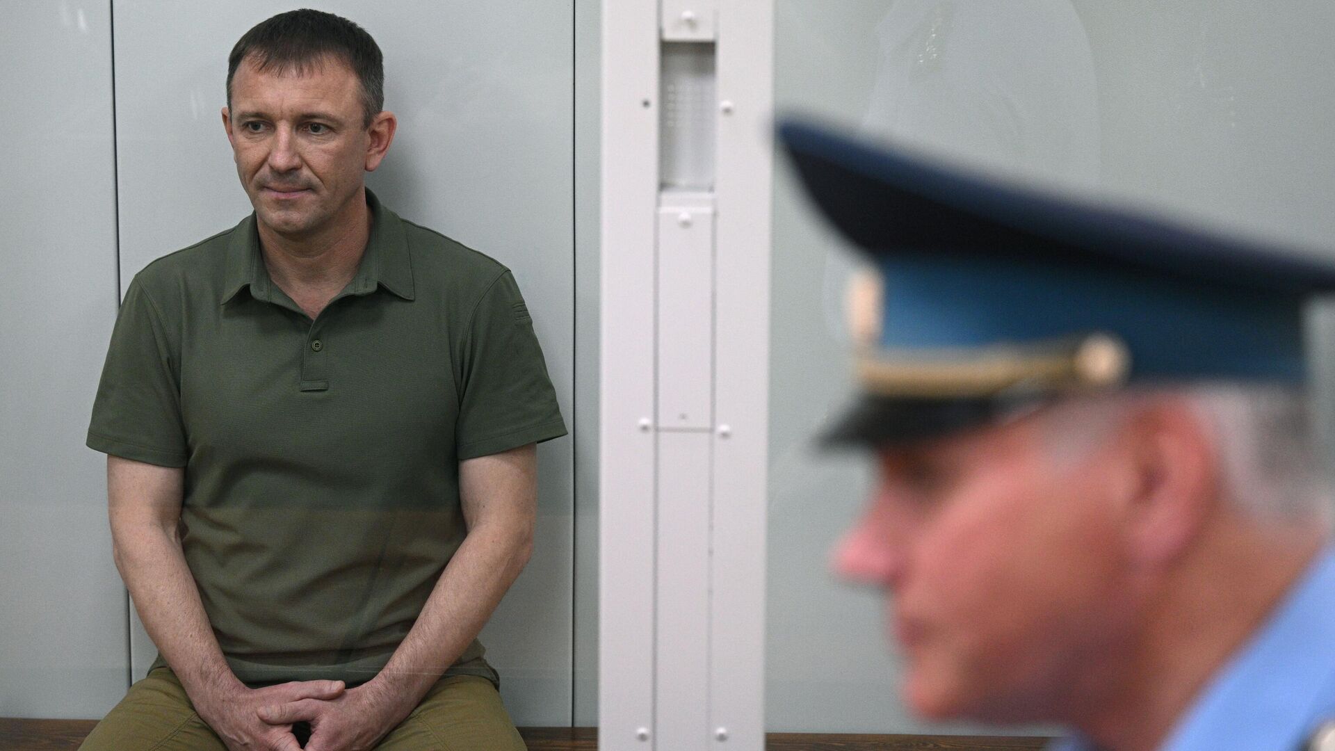 Генерал Попов попросил возбудить уголовное дело против обсуждающего его дело адвоката Аграновского