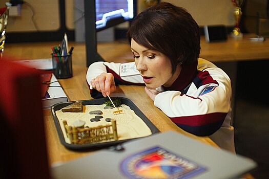 Вышел трейлер комедийного шоу про космос «Луна и мир» c Нонной Гришаевой