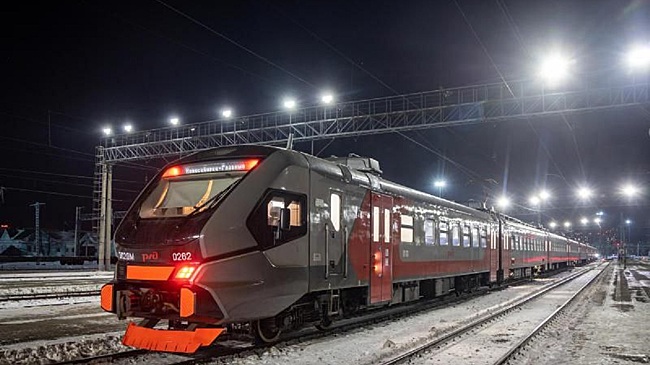 Сломанная электричка задержала поезда в Новосибирской области