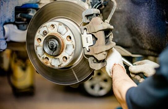 4 простых действия, которые увеличат ресурс тормозов