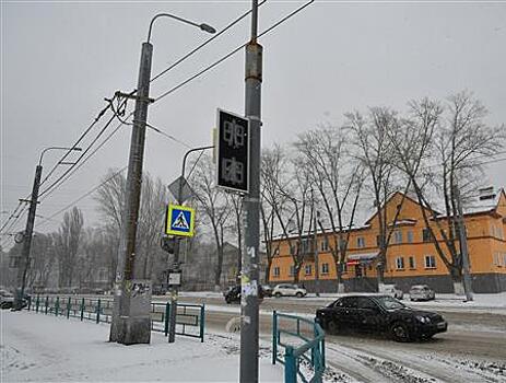 Съезд на Луначарского с кольцевой развязки не открывают из-за неработающих светофоров на ул. Мичурина