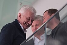 Председатель совета директоров КХЛ Тимченко поздравил россиян с наступающим Новым годом