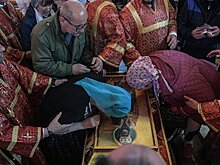 Названо количество поклонившихся мощам Николая Чудотворца человек